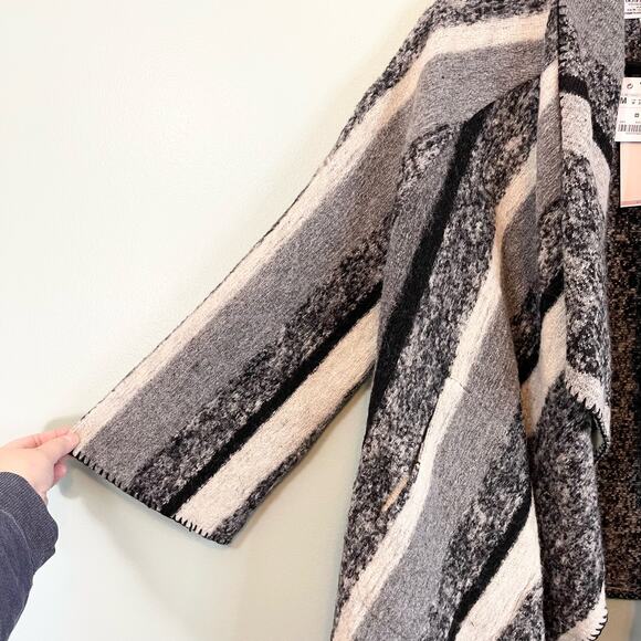 ZARA Women's Gray Stripe Outerwear Knit Wool Open Front Poncho Cape Medium NWT - Picture 4 of 9